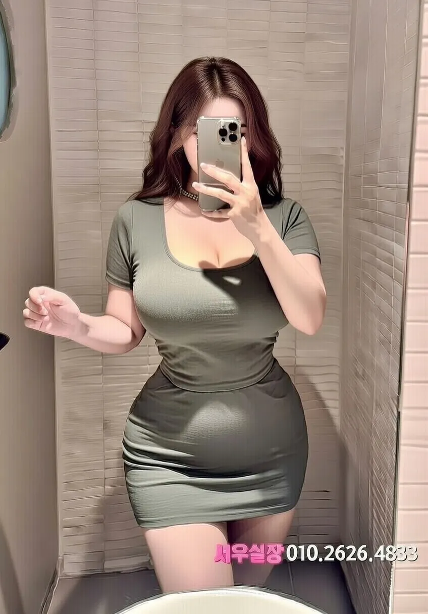 프리미엄 파트너 프로필 2 - 다양한 스타일의 매력적인 파트너